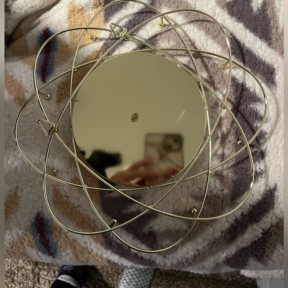 ❌SOLD❌Hanging Mirror Jewelry Organizer! - Picture 3 of 3